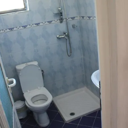Kanina Hotel&hostel Ostello *