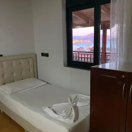 Ostello Kanina Hotel&hostel