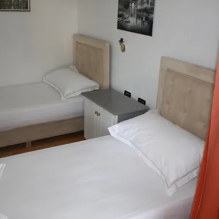 Kanina Hotel&hostel Hostel